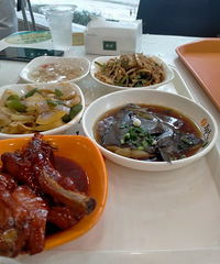 90��δ��GG������1���з���Ѱ�ٽ����ܱߵĹ���