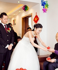 ���ŷ���2�򽱽�������1����Ҹ�ĸ������Ը��