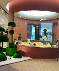 ���óǵ�ţ�Ź�����װ��֮�󣬸���С���ѻ�ӭ��