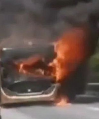 �Ͼ������������2��5�˺������ˡ���