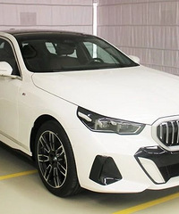 ���ǵ���L��ȫ��һ������5ϵ�ȣ���11���ذ��³��������У�