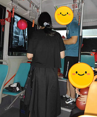 �鳵���˺ͺ�С��