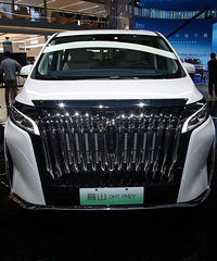 ����MPV�г���κ�Ƹ�ɽ��33.58����