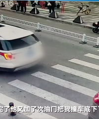 ���Ӽݳ�����ײ����ѹ�������̾У���������