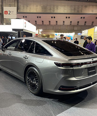 �ʹ�Sedan�׷����࣬���������