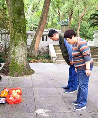 ǣ��51�꣬��Խ1730����ġ�Ѱ��·��