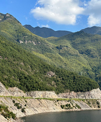 �ٺ�һ��ʯ̹����һ����