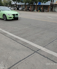 ���������ġ�����ɫ���ź����£�����������ǰһ���ĸо�