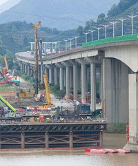 ��ʽ�������̨�¸��ٸ�����̨�ݱ�����Ŀȫ�濪��