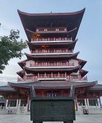 ������ر��˵����100����Ƭ������̨�ݿ�Խǧ��ĵر�