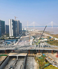 ���������½�չ��������һ��ӭ�͡�