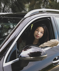 ��̨�������֣���Χ�д�Ƭֱ��