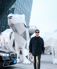 ���½�����ء����ǹ㳡