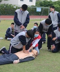 ���Ҽ��Ե㣡̨��4��ѧУ�ϰ�