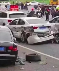 "�ɶ���˹����ײ11��"��������˹����ӦΪʲôɲ������ȴδ���٣�