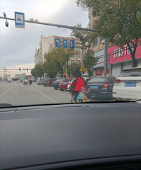 ���������ġ�������ʮ��·��������Υͣ����ռ����ת�䳵����զ��