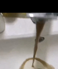 �������ְӸ������Ŵ������ˮ��״