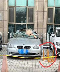 ���������������һ���ӾƵ�����׹��������ͨ�����ų�����