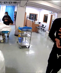 ������̨��һ��ͯ�Ӷ�¥׹�䣬�������ֶ���ȫ�����͡���