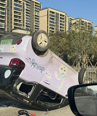 ���Ϸɻ�������J�����������������