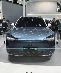 �ʽ�M9�ۼ۹��� ��ж���ǧ���������SUV