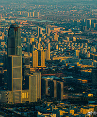 �Ӻ��ĽǶȿ����ƺ�����������