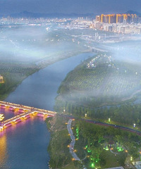 ��Լ4�£������塰����Ƭ���񻷺��̵��������£�