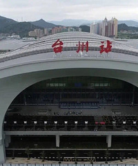 2�곬2000���˴Σ���̨������Ӫ���ɼ�������¯