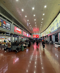 ������������19���һ����̨�ݻ���