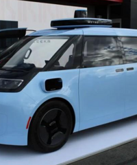 ��봵ڶ���MPV���ˣ��Կ��ţ�3+3���֣�