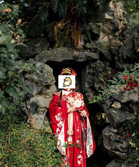 [���]��ʿ��װ�ڻ���ǰ��������ȥ�޲���