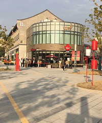 �Ϲ��������һ����Ϳ�ʼ�Ŷ��ˣ���Ҷ����ϰ���