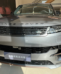 ������ʵ�ġ�ʵ���¿���ʤ�˶��棬3.0T+8AT��ȫʱ����