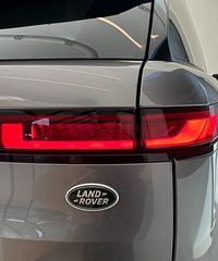 ������ʵ�ġ�ʵ���¿���ʤ�˶��棬3.0T+8AT��ȫʱ����