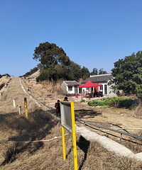 ����ɽ�µ�ľ��ɽ������·����߷��ʿ��