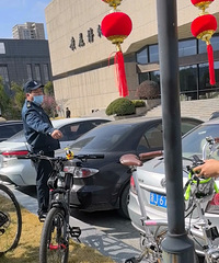 ���׻��Ҳ���ݣ������������������г����ڲ�ƺ�ϣ�̬�ȶ���