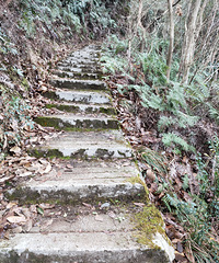 Ѿ���ң���������ѽ������û�о�;��