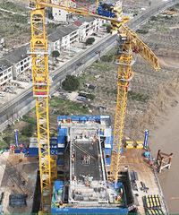 �̨�¸��ٸ�����̨�ݱ�����Ŀ�½�չ����...