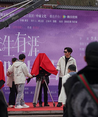 ���죬��λ������̨�ݣ�����ʶ��