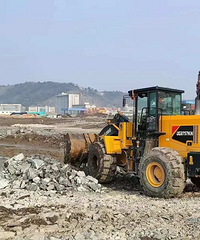 ̨�ݸ۴�������������Ŀ���ӿ��ƽ���