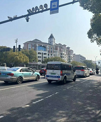 �����෭���˱��� ��λ��ͽ����ȣ�