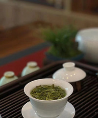 2000Ԫ/��ѳ������ǣ�̨���ϰ壺����������