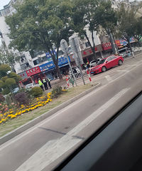 3��13�����ٺ�������6-8������Χ��һ��糵���񡭡�