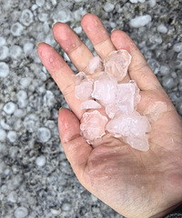 10�������磬���б�����̨�����°�Ͻ��ؼ�