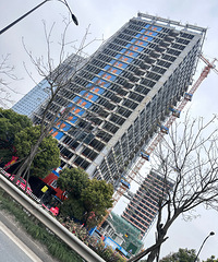 ������̲�칫¥�ɹҲ�����ʼ��