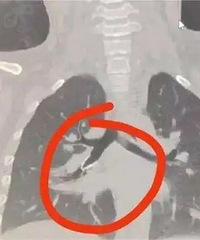 �ڽ�����ͻ�����⣬̨���к����������ң������Ϊһ��Ҫ��