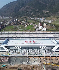 ���¸�����ʼ��̬����