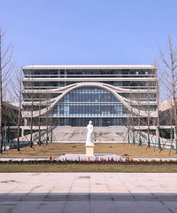 ̨������ѧУ������5�¿�������