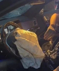 ��2��2�ˣ��ɶ�һ���ͺմ���ǻ�������ײ�����ˣ�����˾������