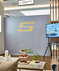 ��ع� | ̨�ݺõ±�ȫ��BMW 5ϵ�޶��Լ�֮��Բ����Ļ��